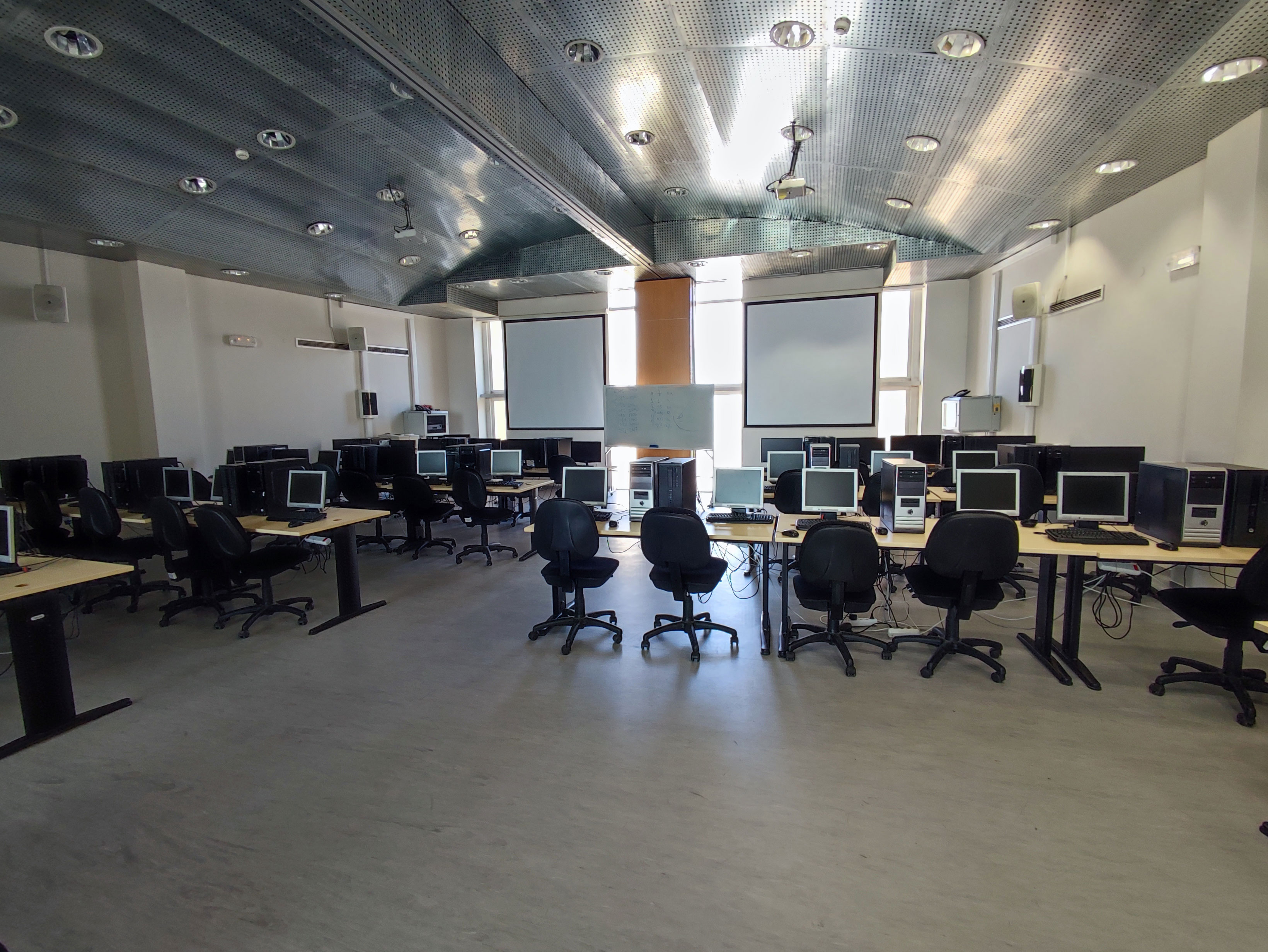 UOWM_Εργαστήριο_1